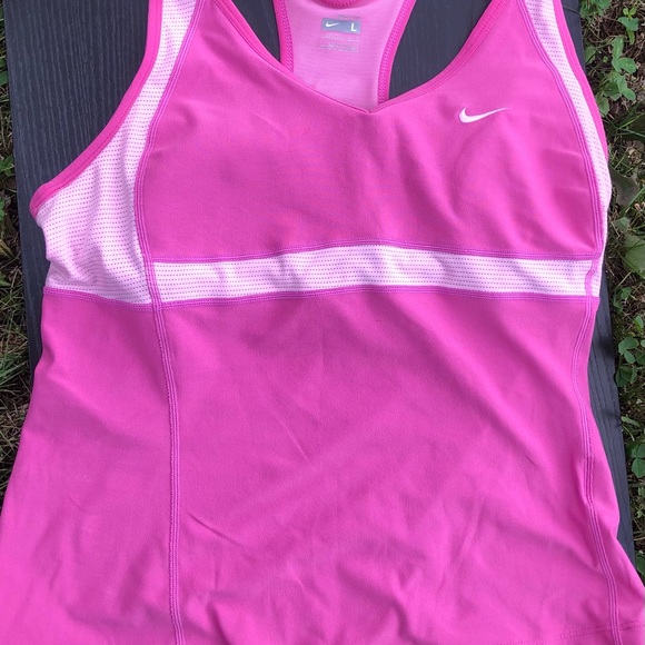 Nike dri-fit pink tank - Picture 1 of 5